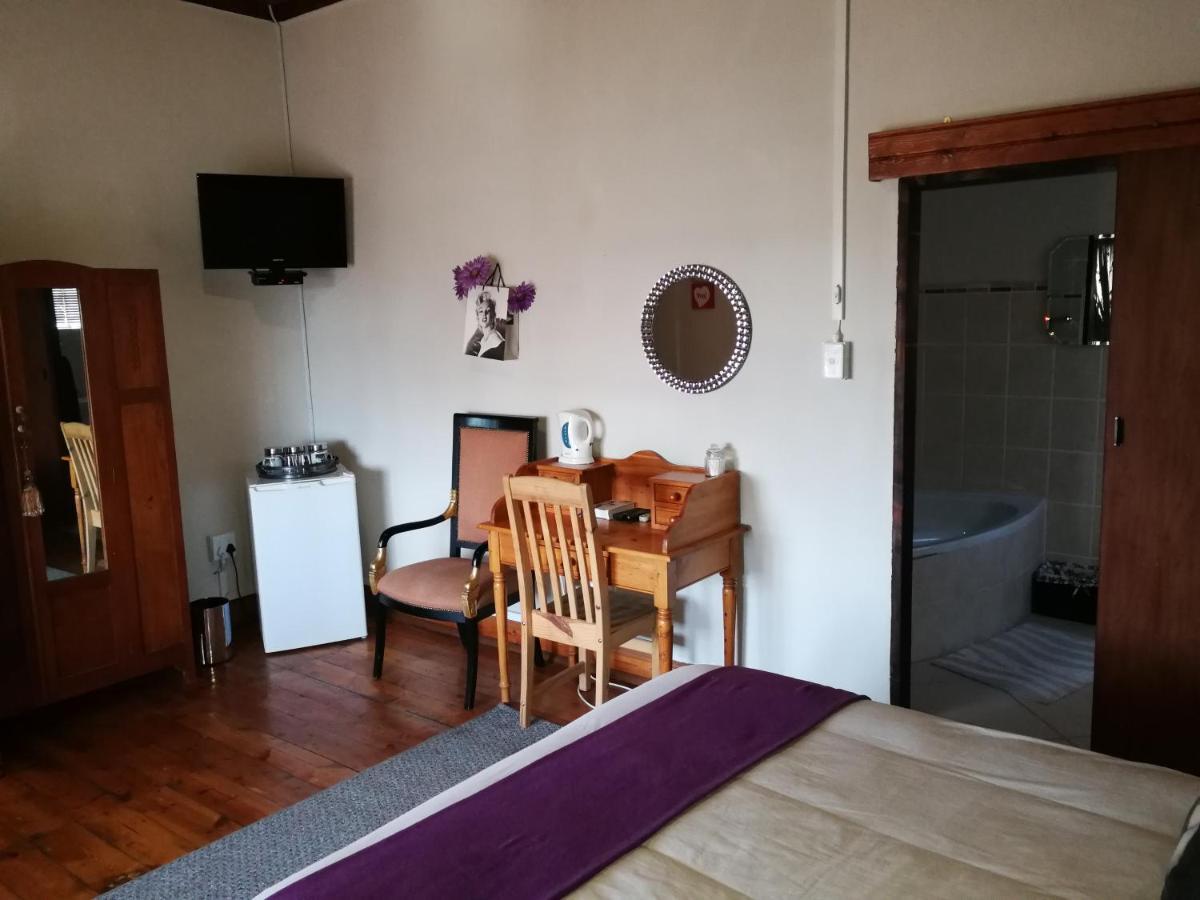Bougain Villa Guesthouse Winburg Eksteriør billede