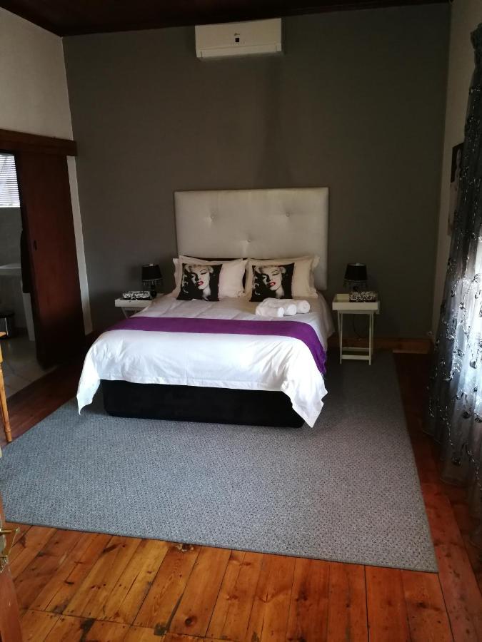 Bougain Villa Guesthouse Winburg Eksteriør billede