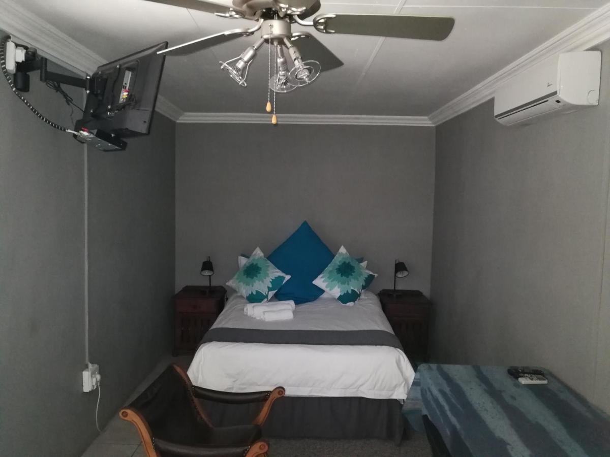 Bougain Villa Guesthouse Winburg Eksteriør billede